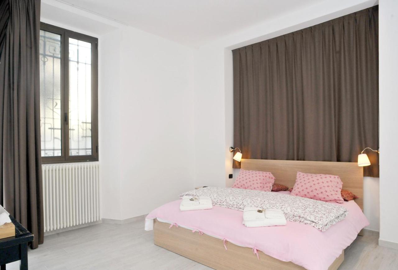 Guest House La Genesa เชอร์นอบบิโอ ภายนอก รูปภาพ